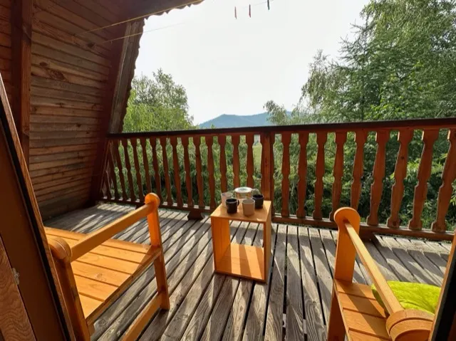 Balkon — Domek na górze z pięknym widokiem, Bukowiec w Bieszczadach