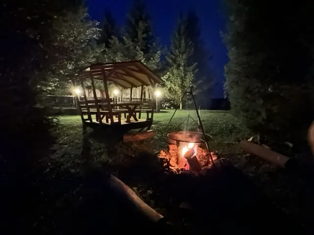 Altana z ogniskiem — okolica, Bukowiec w Bieszczadach